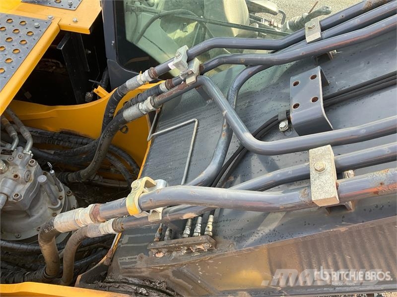 John Deere 350G LC Tracked Excavator Telakaivukoneet