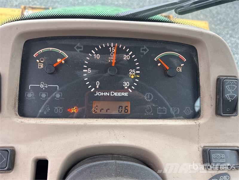John Deere 3520 Manjši traktorji