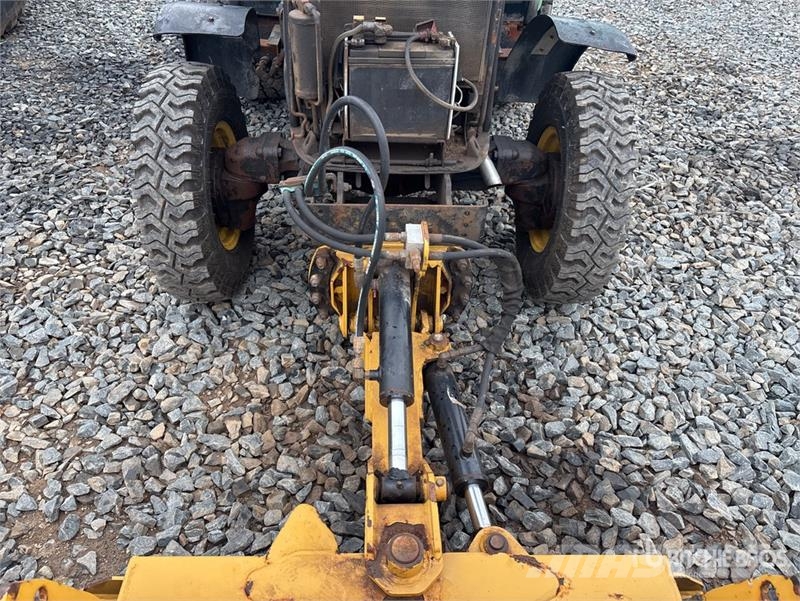 John Deere 3520 Manjši traktorji