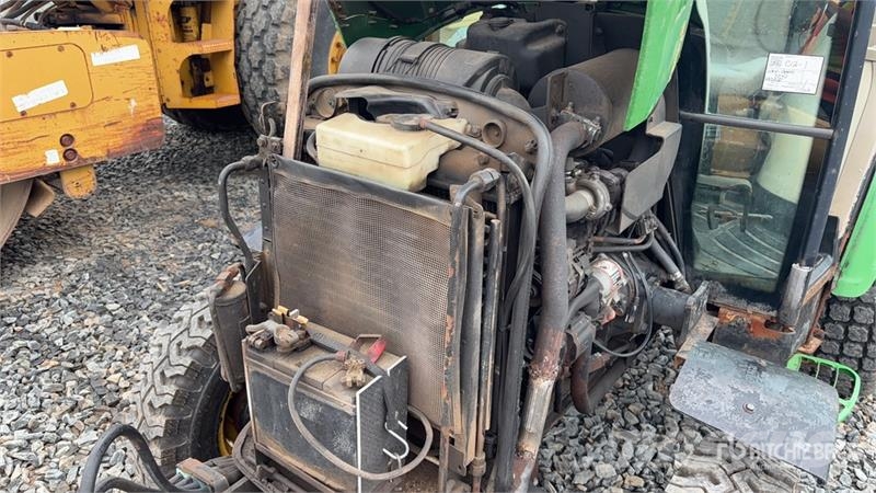 John Deere 3520 Manjši traktorji