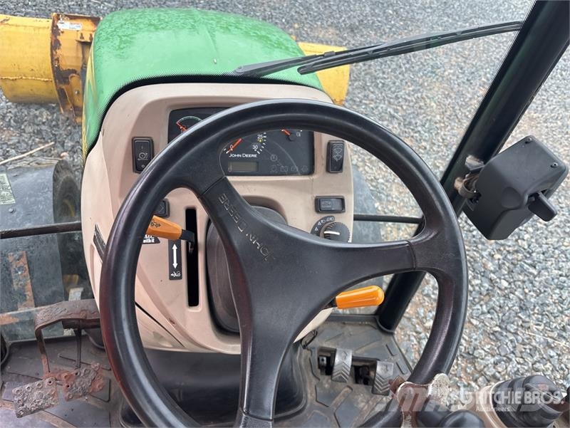 John Deere 3520 Manjši traktorji