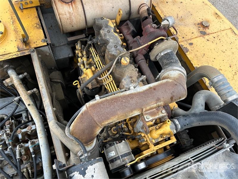John Deere 370C Crawler excavators