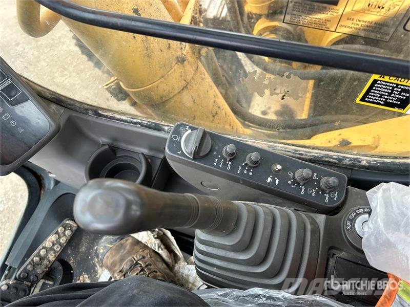John Deere 370C Crawler excavators