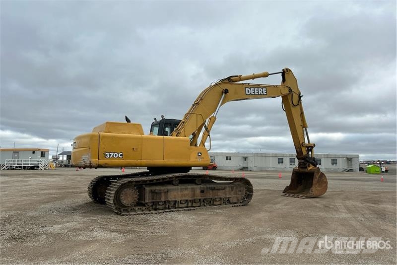 John Deere 370C Crawler excavators