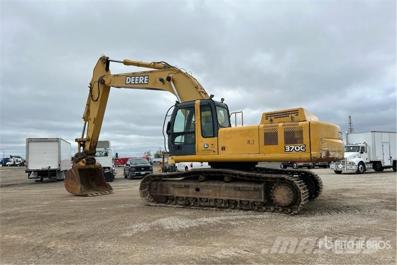 John Deere 370C Crawler excavators