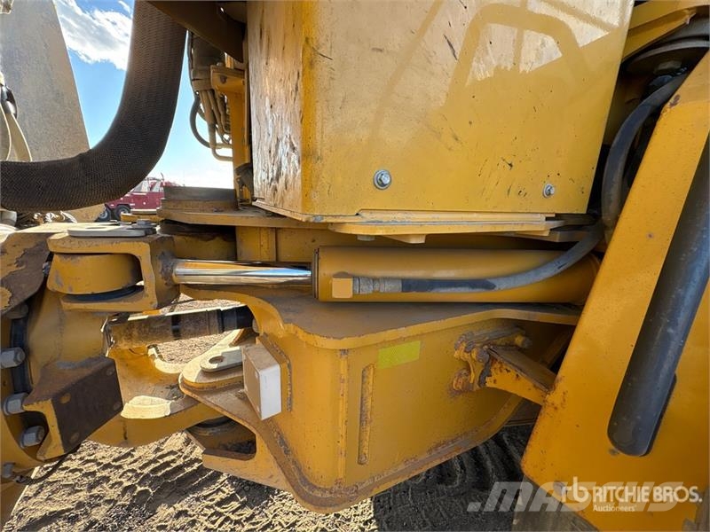 John Deere 370E Articulated Dump Truck Dumper - Knickgelenk