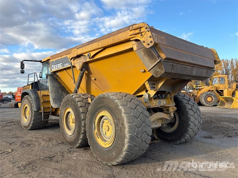 John Deere 370E Articulated Dump Truck Dumper - Knickgelenk