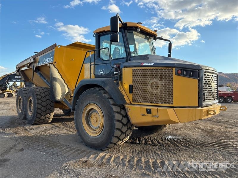 John Deere 370E Articulated Dump Truck Dumper - Knickgelenk