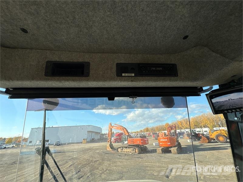 John Deere 370E Articulated Dump Truck Dumper - Knickgelenk