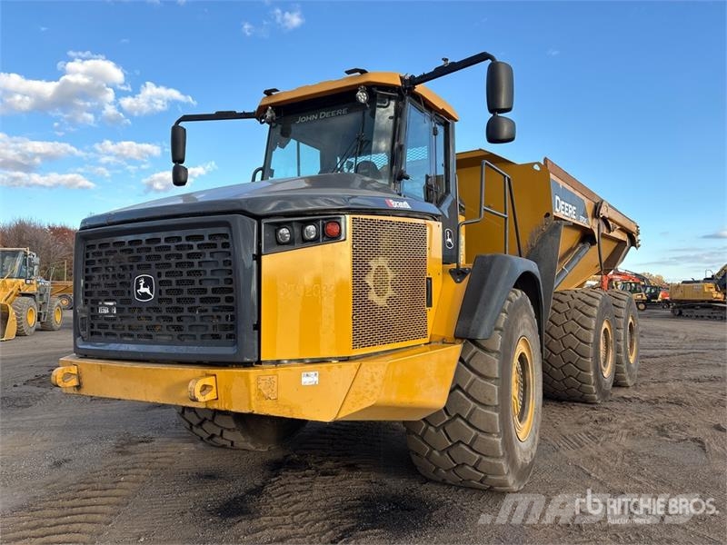 John Deere 370E Articulated Dump Truck Dumper - Knickgelenk