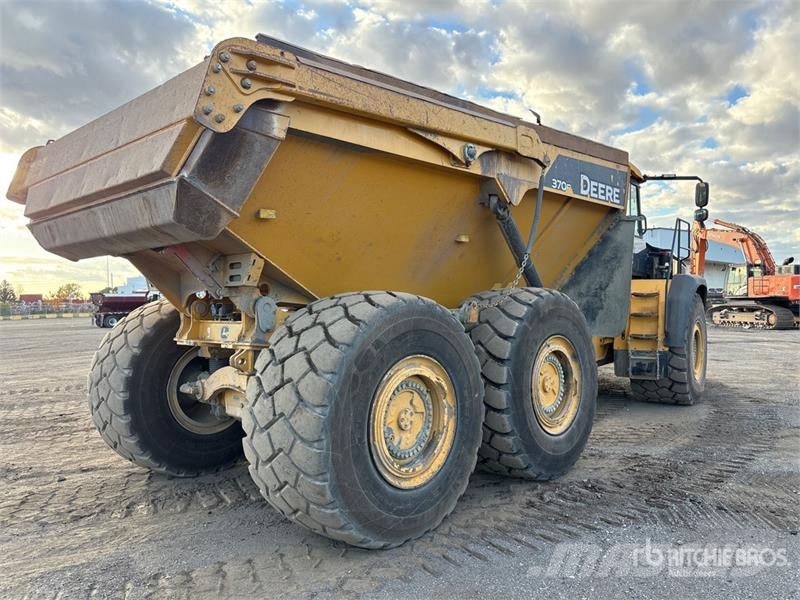 John Deere 370E Articulated Dump Truck Dumper - Knickgelenk