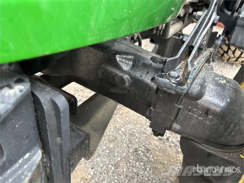 John Deere 3720 Compacttrekkers
