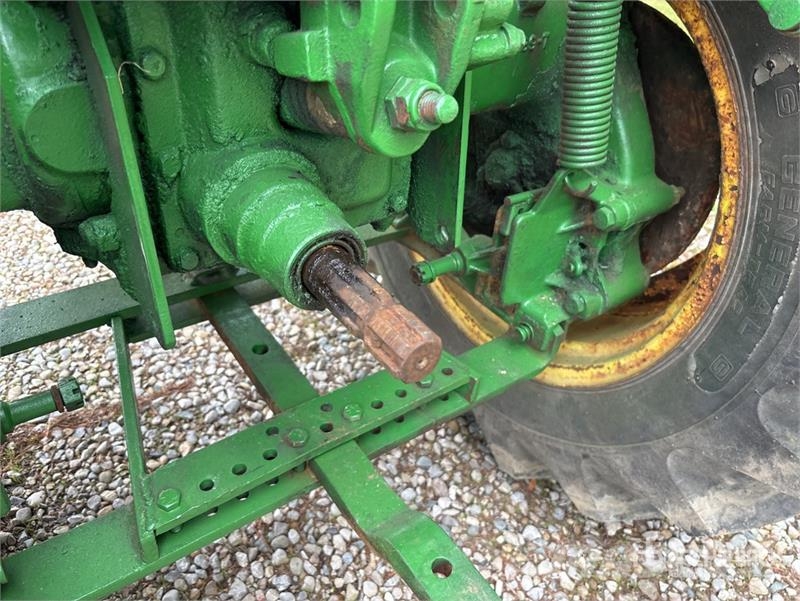 John Deere 40-S 2WD Antique Tractor Tratores Agrícolas usados
