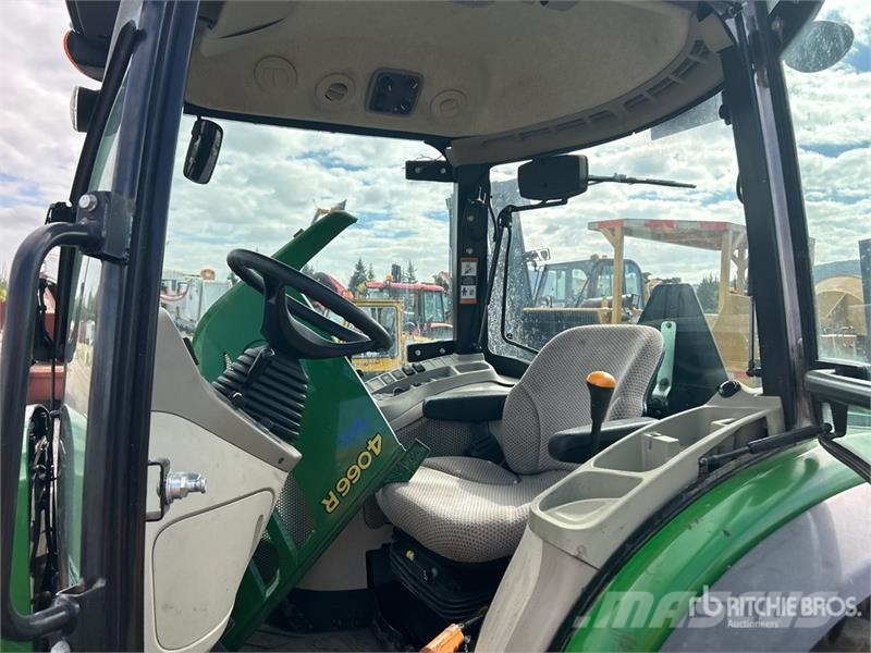 John Deere 4066R 4WD Utility Tractor Τρακτέρ μικρών διαστάσεων