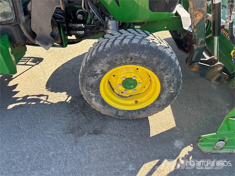 John Deere 4066R 4WD Utility Tractor Kompaktni (mali) traktori