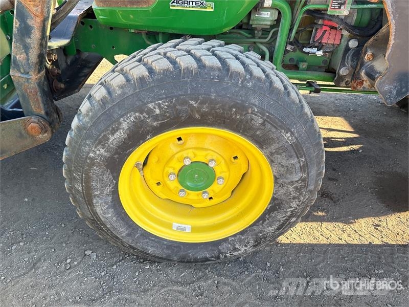 John Deere 4066R 4WD Utility Tractor Micro tracteur