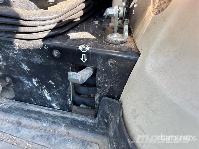 John Deere 4066R 4WD Utility Tractor Kompaktni (mali) traktori