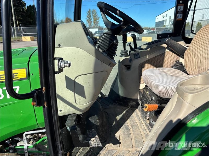 John Deere 4066R 4WD Utility Tractor Kompaktni (mali) traktori