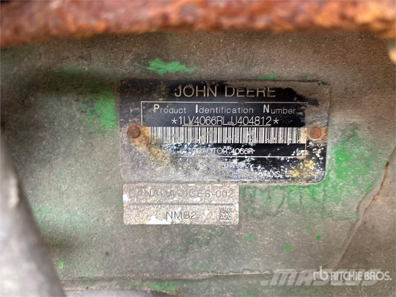 John Deere 4066R 4WD Utility Tractor Mikrociągniki