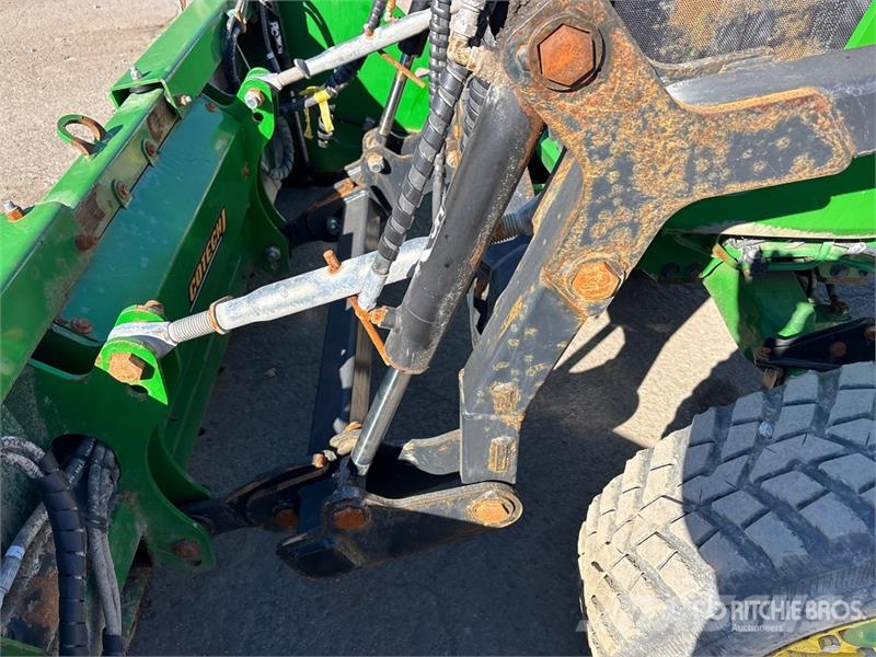 John Deere 4066R 4WD Utility Tractor Kompaktni (mali) traktori