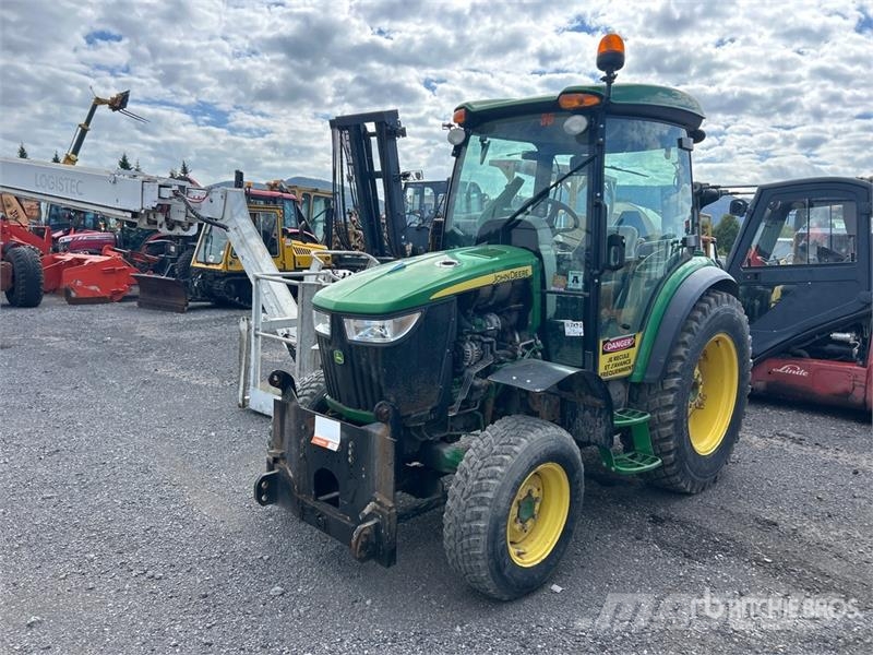 John Deere 4066R 4WD Utility Tractor (Inoperable) Kompakt traktorok