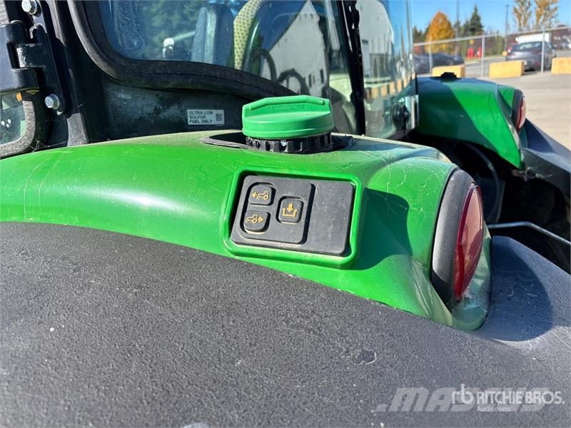 John Deere 4066R 4WD Utility Tractor Kompaktni (mali) traktori