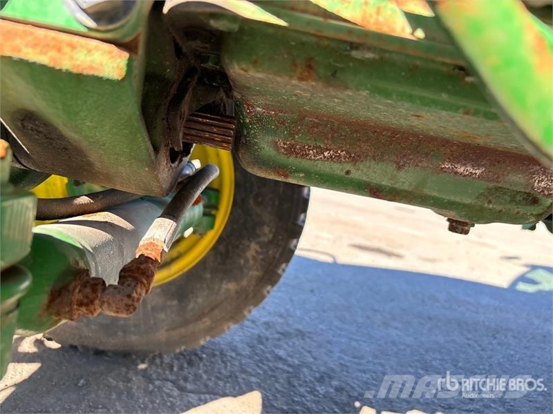 John Deere 4066R 4WD Utility Tractor Kompaktni (mali) traktori