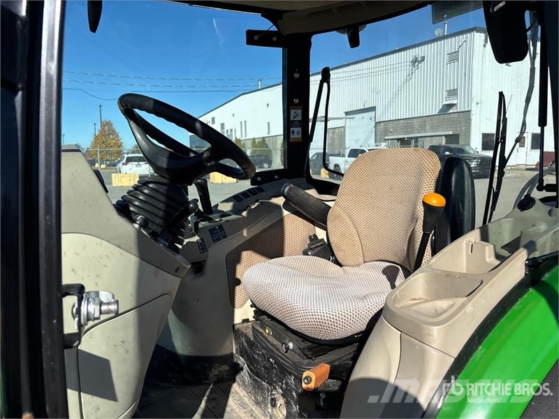 John Deere 4066R 4WD Utility Tractor Kompaktni (mali) traktori