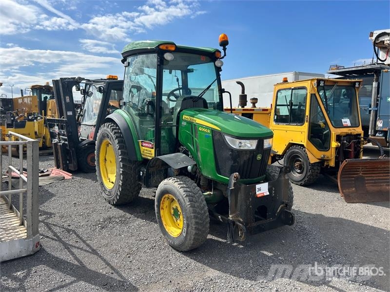 John Deere 4066R 4WD Utility Tractor Τρακτέρ μικρών διαστάσεων