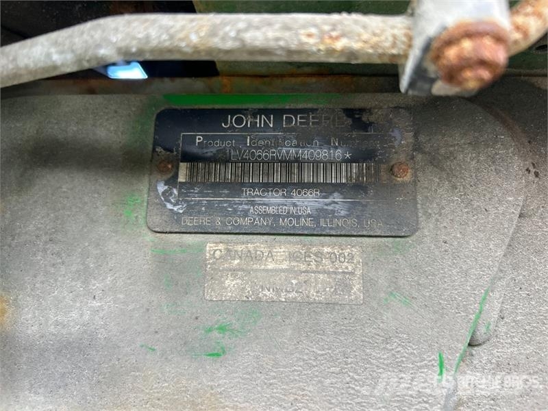 John Deere 4066R 4WD Utility Tractor Τρακτέρ μικρών διαστάσεων