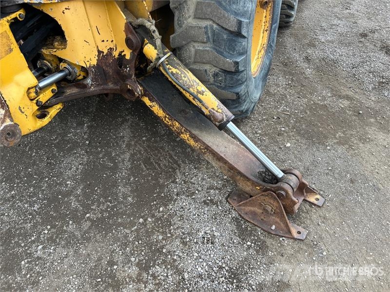 John Deere 410D Tractopelle