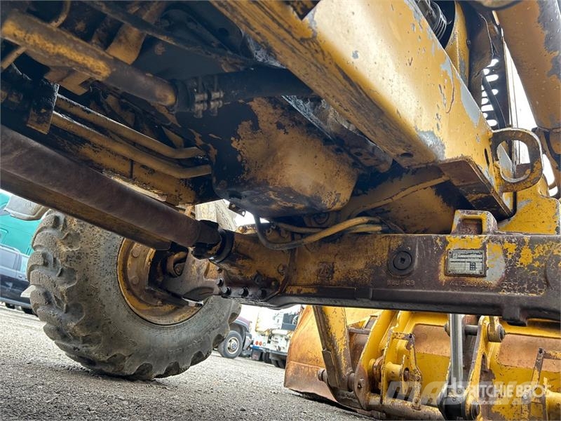 John Deere 410D Tractopelle