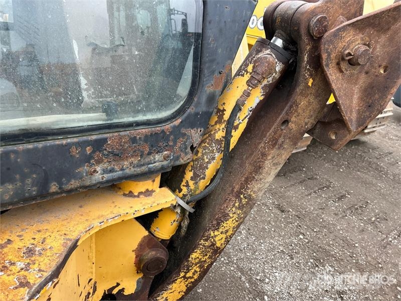 John Deere 410D Tractopelle