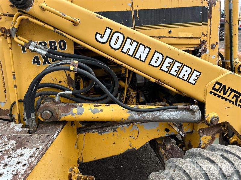 John Deere 410D Tractopelle