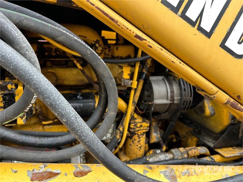 John Deere 410D Tractopelle
