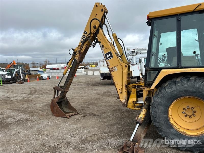 John Deere 410D Tractopelle
