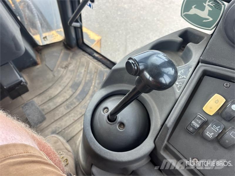 John Deere 410J Ekskavatoriniai krautuvai