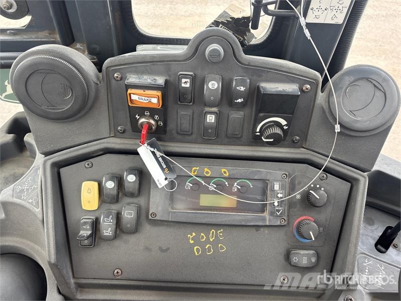 John Deere 410J Ekskavatoriniai krautuvai