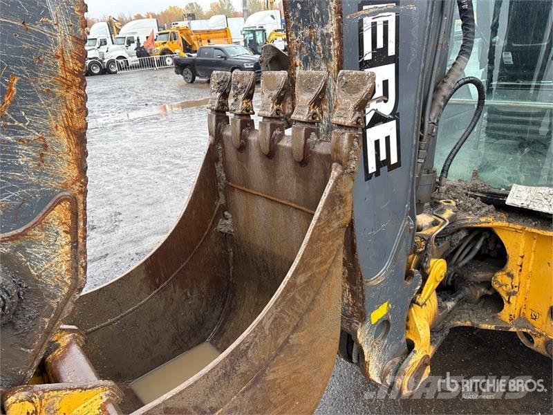 John Deere 410L TLB's