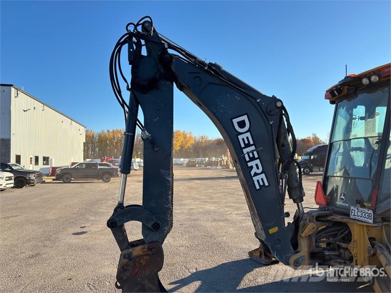 John Deere 410L Baggerlader