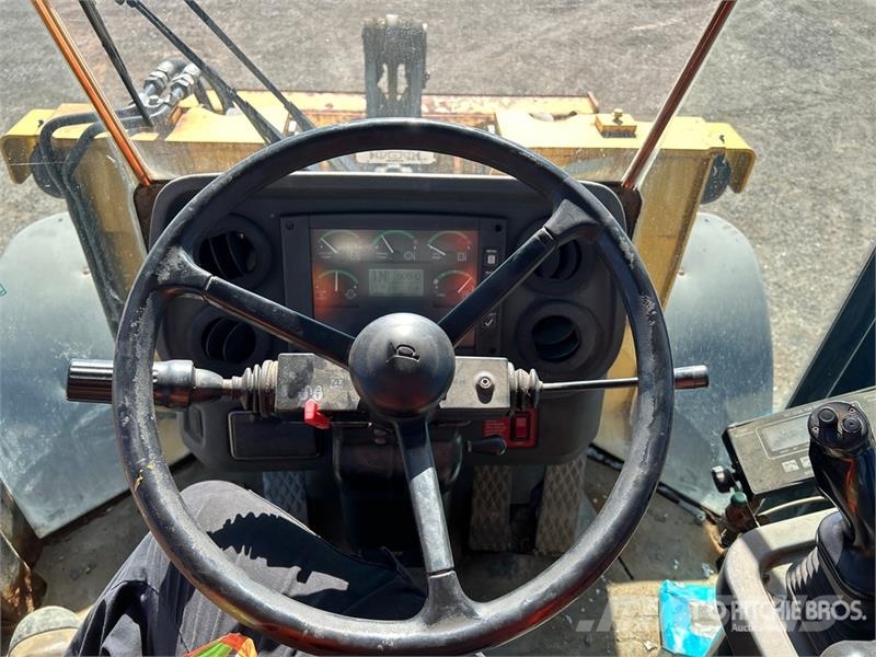 John Deere 444J Cargadoras sobre ruedas