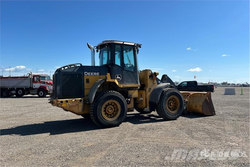 John Deere 444J Cargadoras sobre ruedas