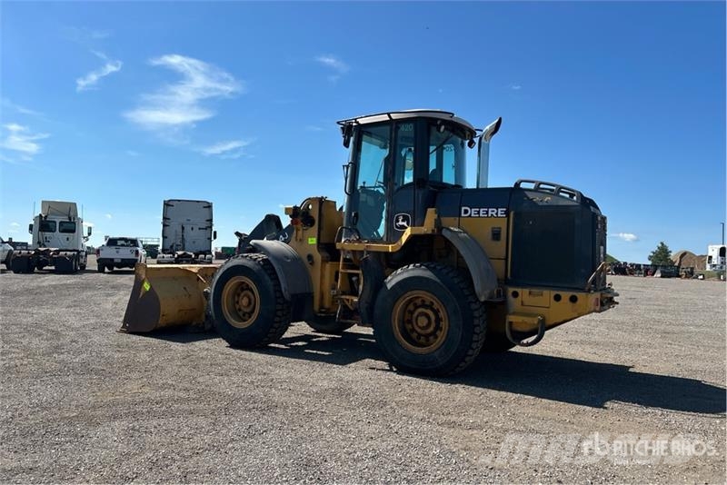 John Deere 444J Cargadoras sobre ruedas