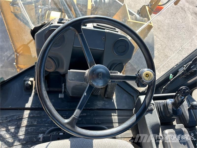 John Deere 444K Wheel Loader Wheel loaders