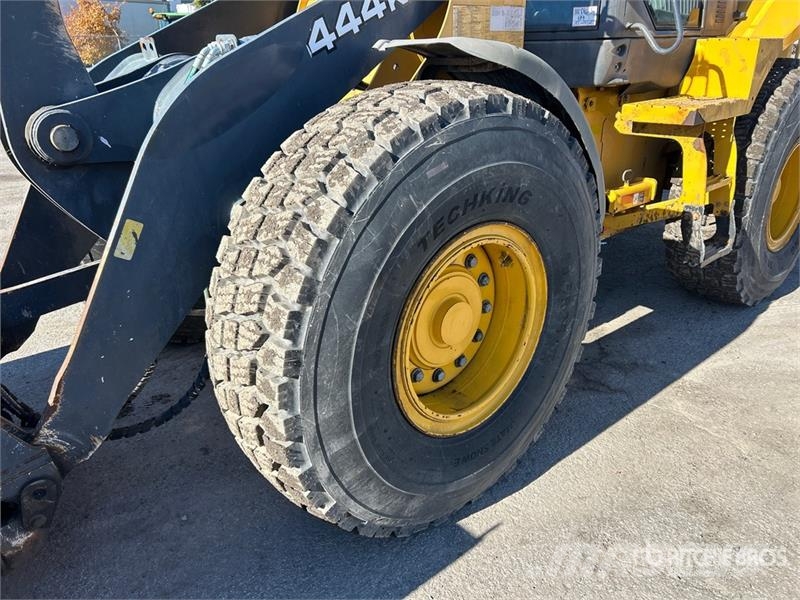 John Deere 444K Wheel Loader Wheel loaders