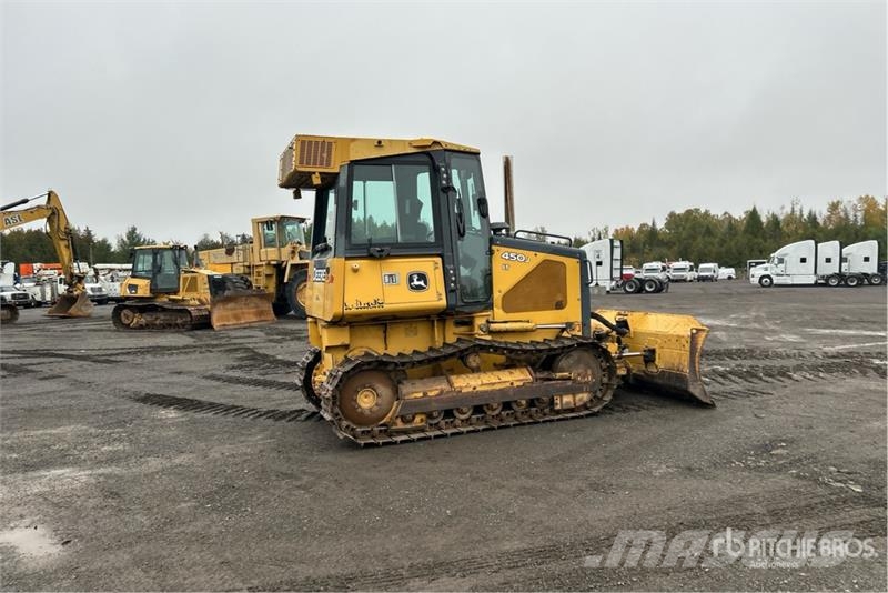 John Deere 450J LT Pásové dozéry