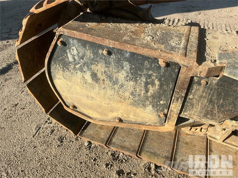 John Deere 470G LC Гусеничные экскаваторы