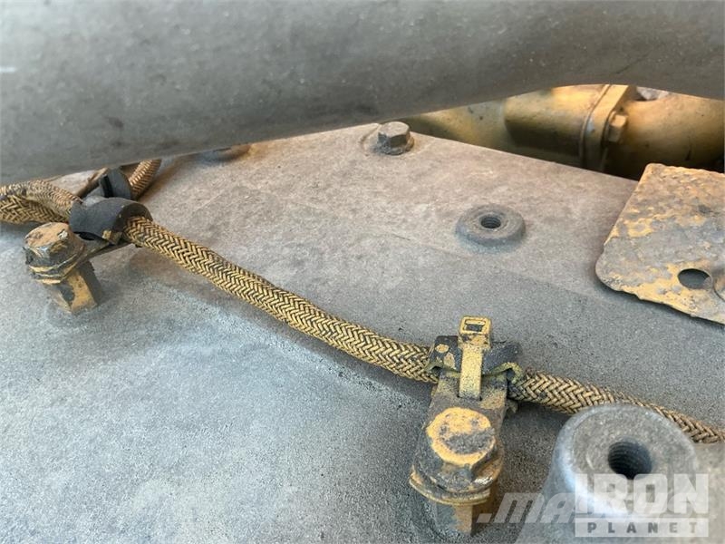 John Deere 470G LC Гусеничные экскаваторы