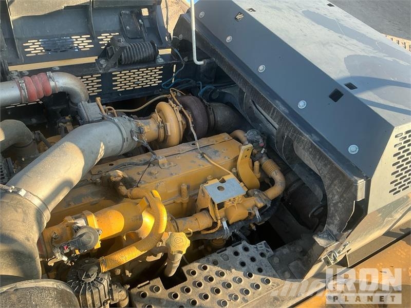 John Deere 470G LC Bandgrävare
