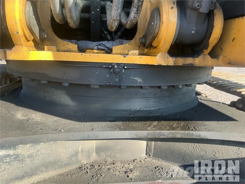 John Deere 470G LC Гусеничные экскаваторы